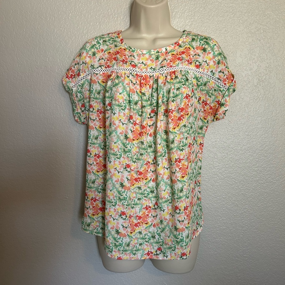 LOFT Green and Pink Floral Lightweight Blouse Sz S - Picture 2 of 7